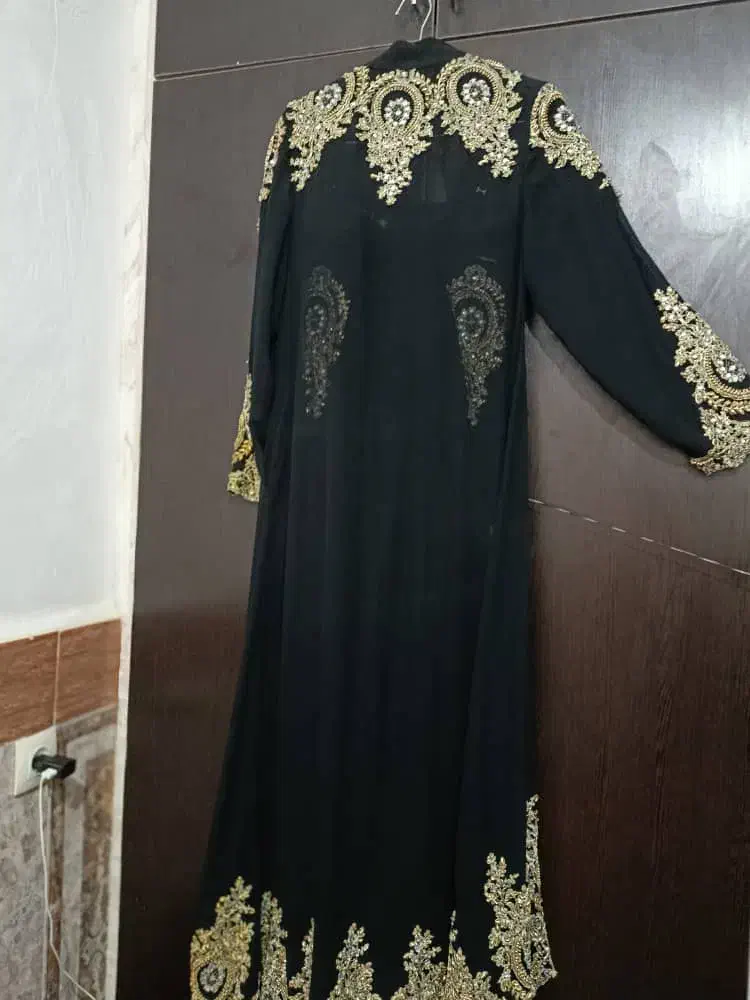 لباس مجلسی|لباس|بندر گناوه, |دیوار