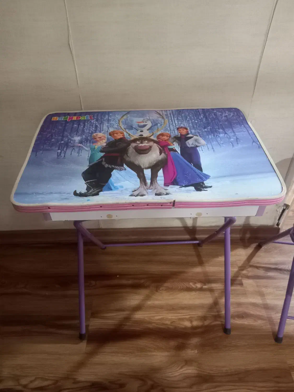 میز تحریر فلزی دخترانه|میز تحریر و کامپیوتر|گرگان, |دیوار