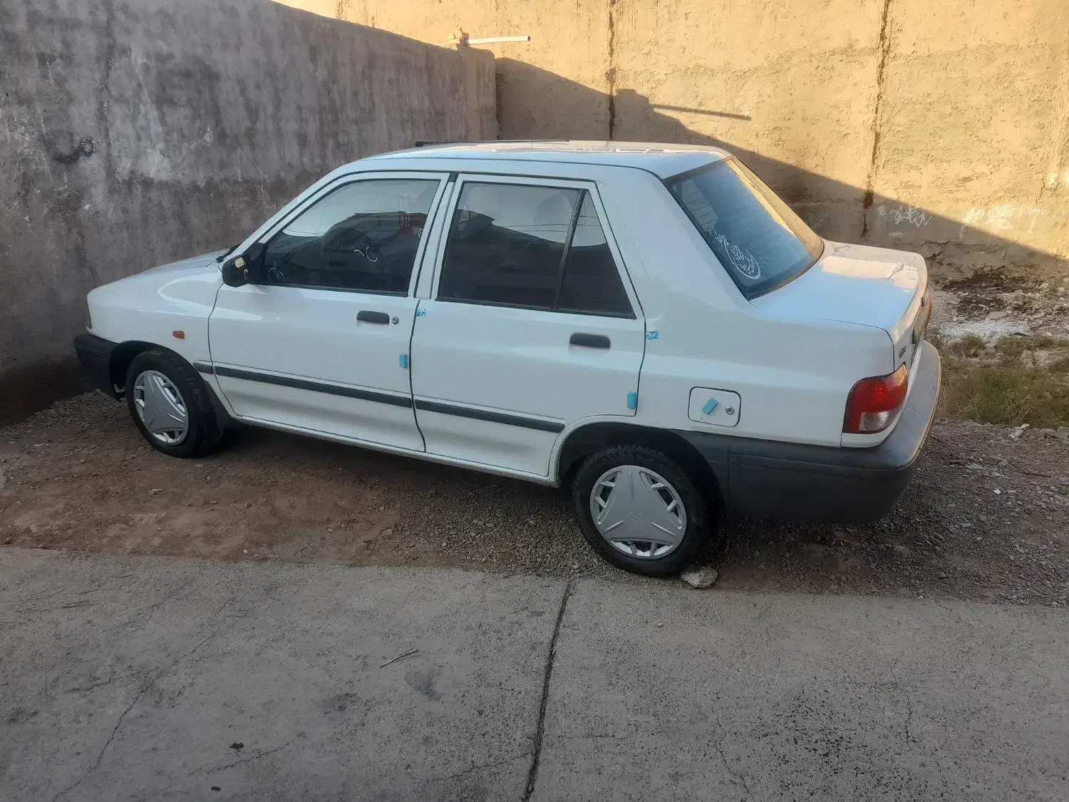 پراید۱۳۱. ۱۰۰هزارکارکرد|خودرو سواری و وانت|شال, |دیوار