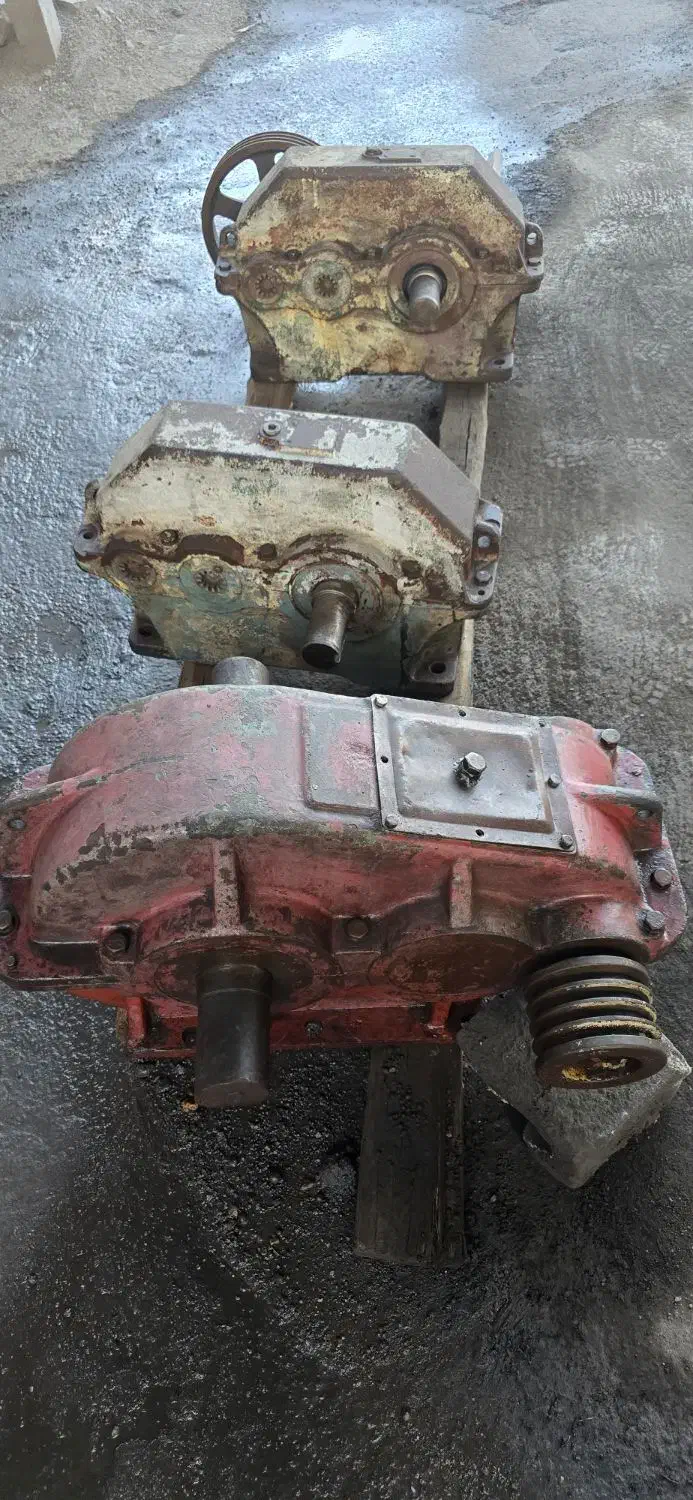 گیربکس روسی فیدر نوار نقاله|ماشین‌آلات صنعتی|خمینی‌شهر, |دیوار