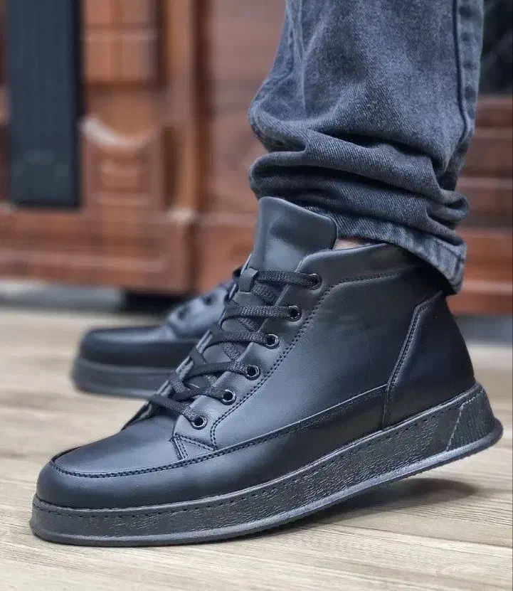 بوت و نیم بوت مردانه کفش خوشتیپ نبش کارگر۳۱|کیف، کفش، کمربند|بیرجند, |دیوار