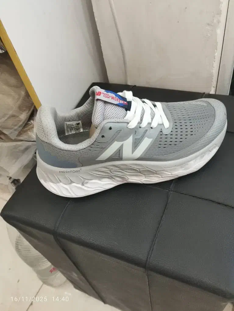 کفش نیوبالانس قیمت دو پونصد|کیف، کفش، کمربند|زاهدان, |دیوار