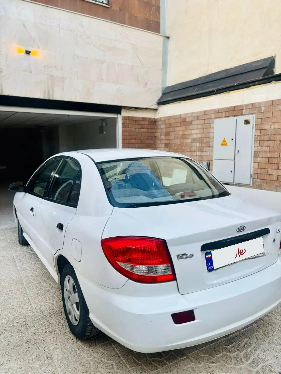 ریو مدل ۸۸|خودرو سواری و وانت|همدان, |دیوار