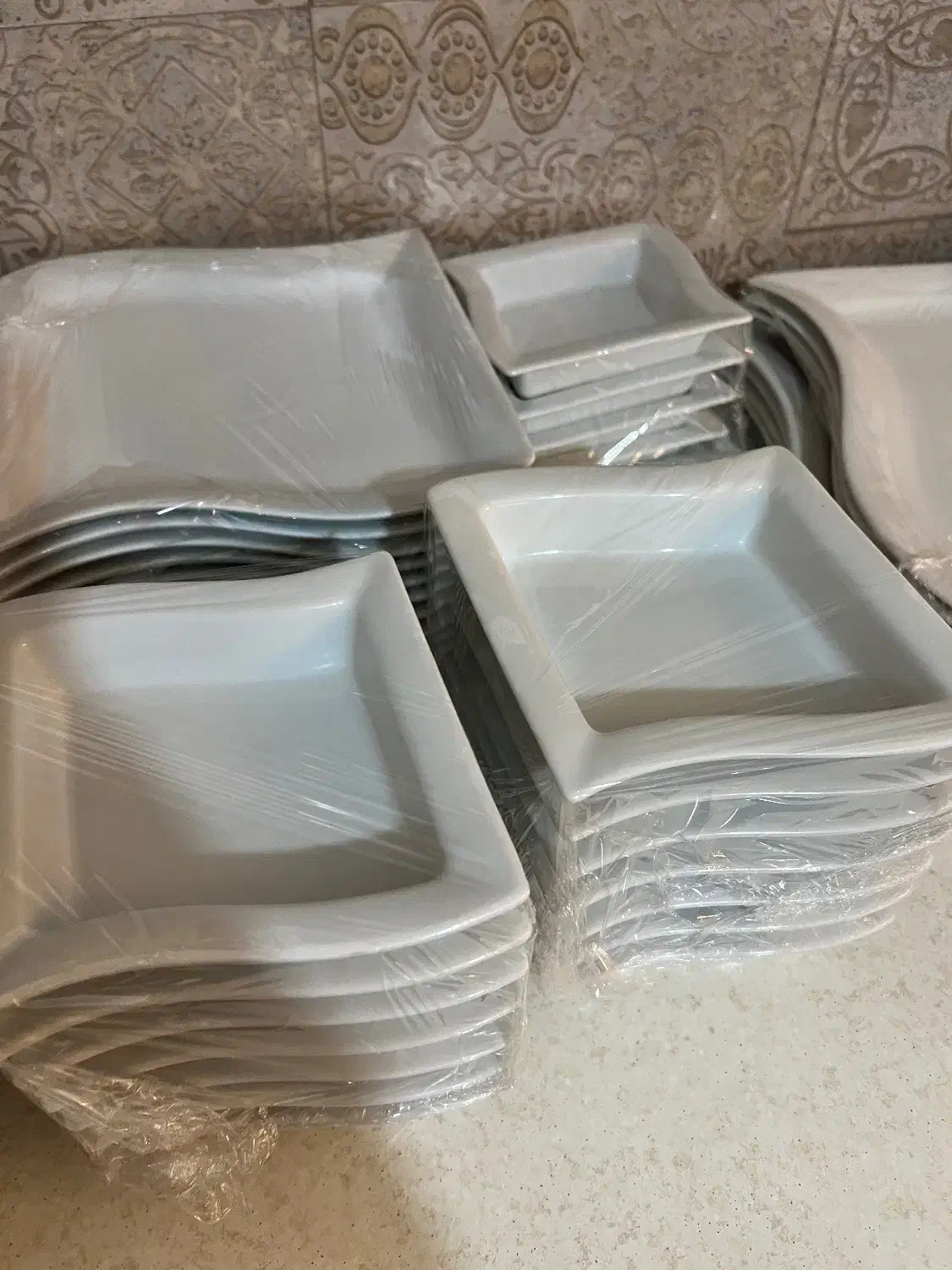 ظروف غذاخوری|ظروف سرو و پذیرایی|ساری, |دیوار