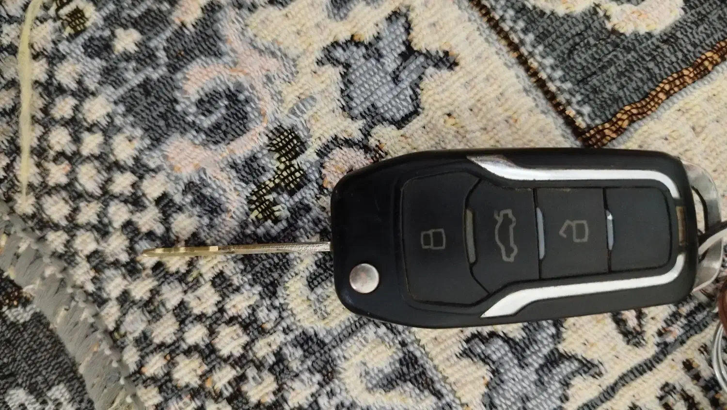 پیدا شده|اشیا|چناران, |دیوار