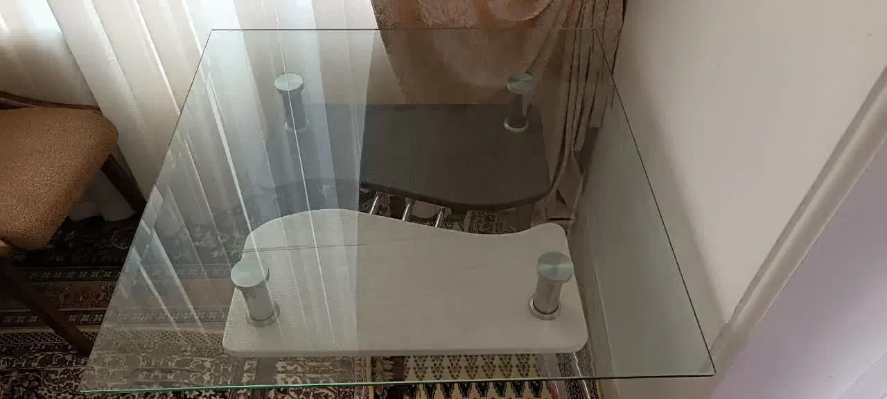 فروش میز نهارخوری شیشه ای بدون صندلی|میز و صندلی غذاخوری|قم, منبع آب|دیوار