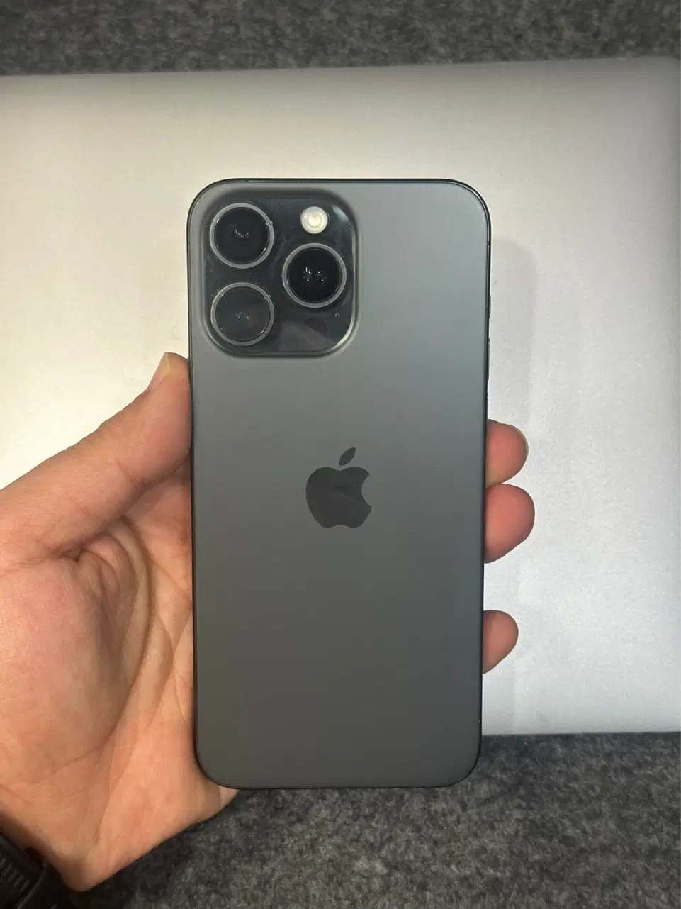 Iphone 15 pro max / ZAA|موبایل|همدان, |دیوار