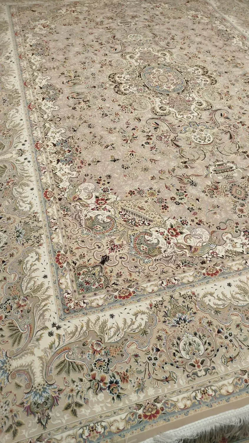 فرش ۱۵۰۰ شانه و ۱۲۰۰ شانه ۹ متری|فرش|اصفهان, برزان|دیوار