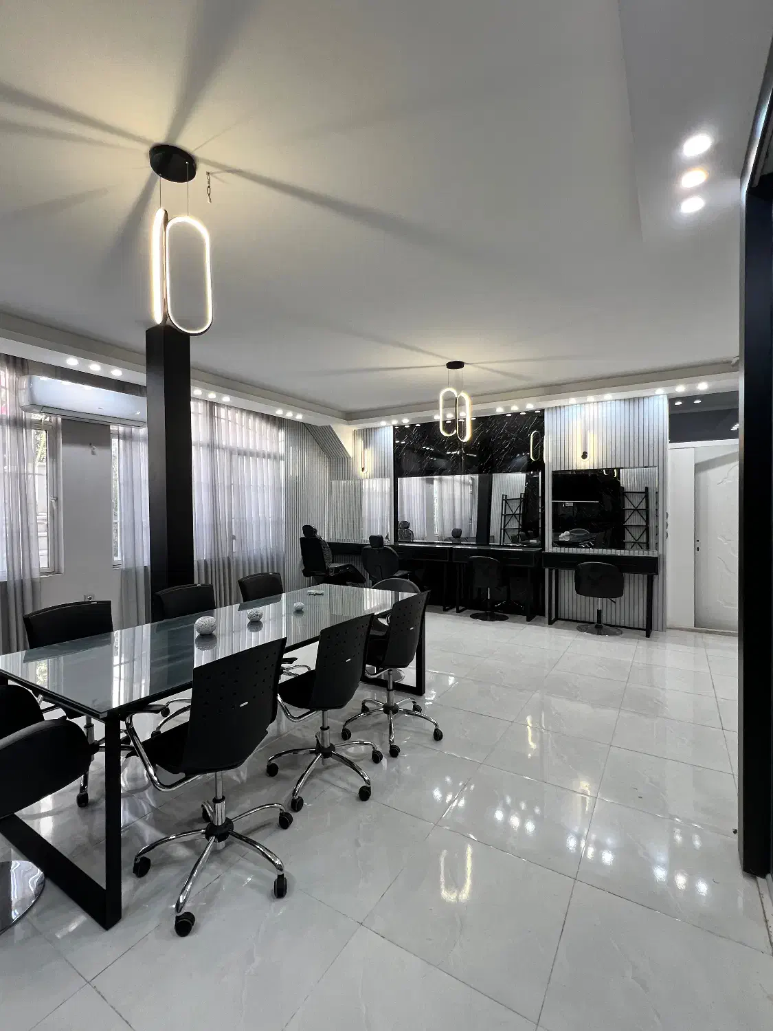 جذب نیرو|خدمات آرایشگری و زیبایی|قم, سالاریه|دیوار