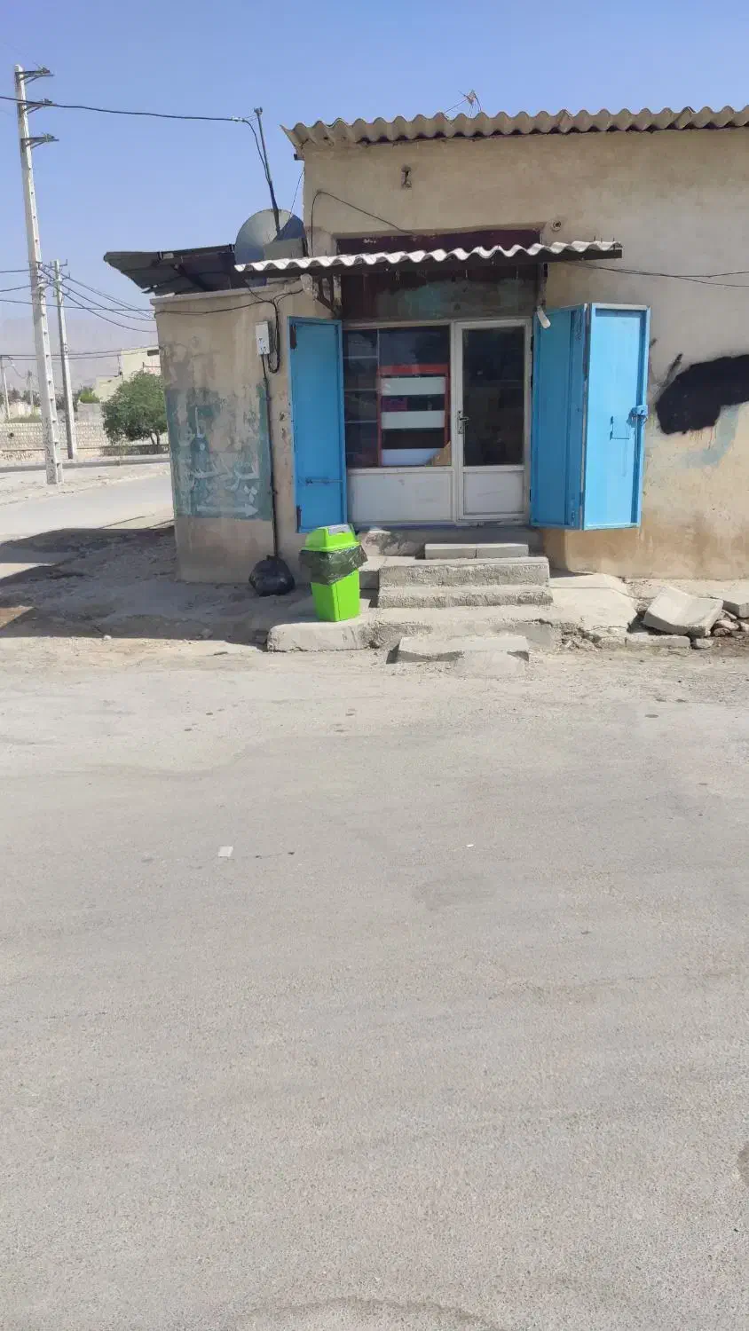 اجاره مغازه ۳۰ متری (با سابقه ۲۰ سال سوپر مارکتی)|اجارهٔ مغازه و غرفه|برازجان, |دیوار