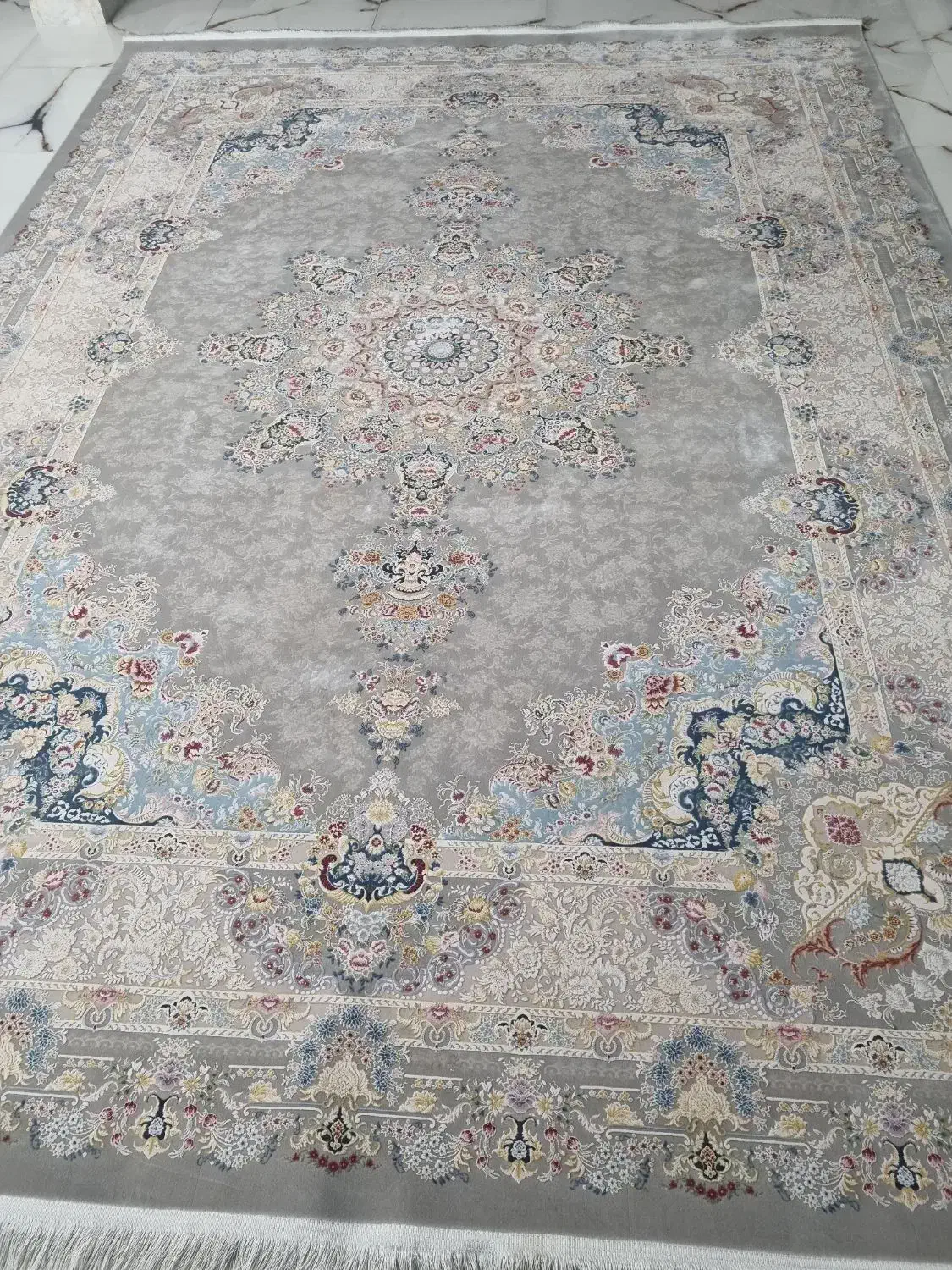 دوتا فرش نه متری در حد نو هستن|فرش|نهاوند, |دیوار