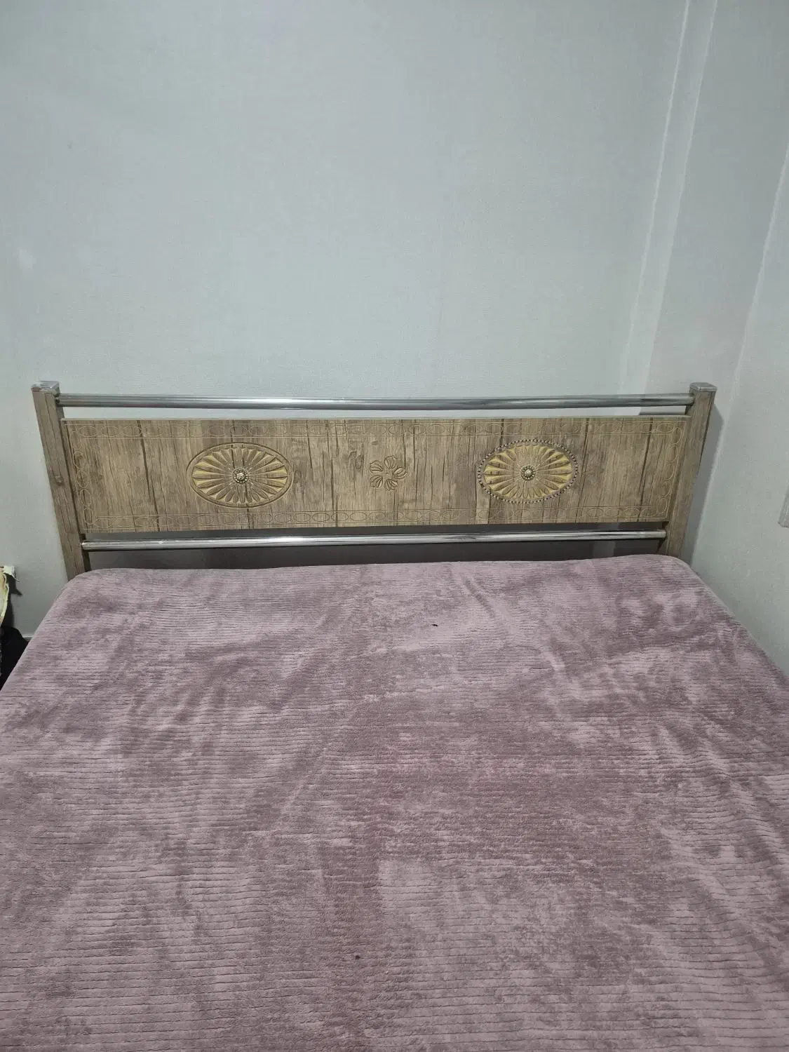 تخت دو نفره سالم همراه با تشک و زیر تختی|تخت و سرویس خواب|تهران, مشیریه|دیوار