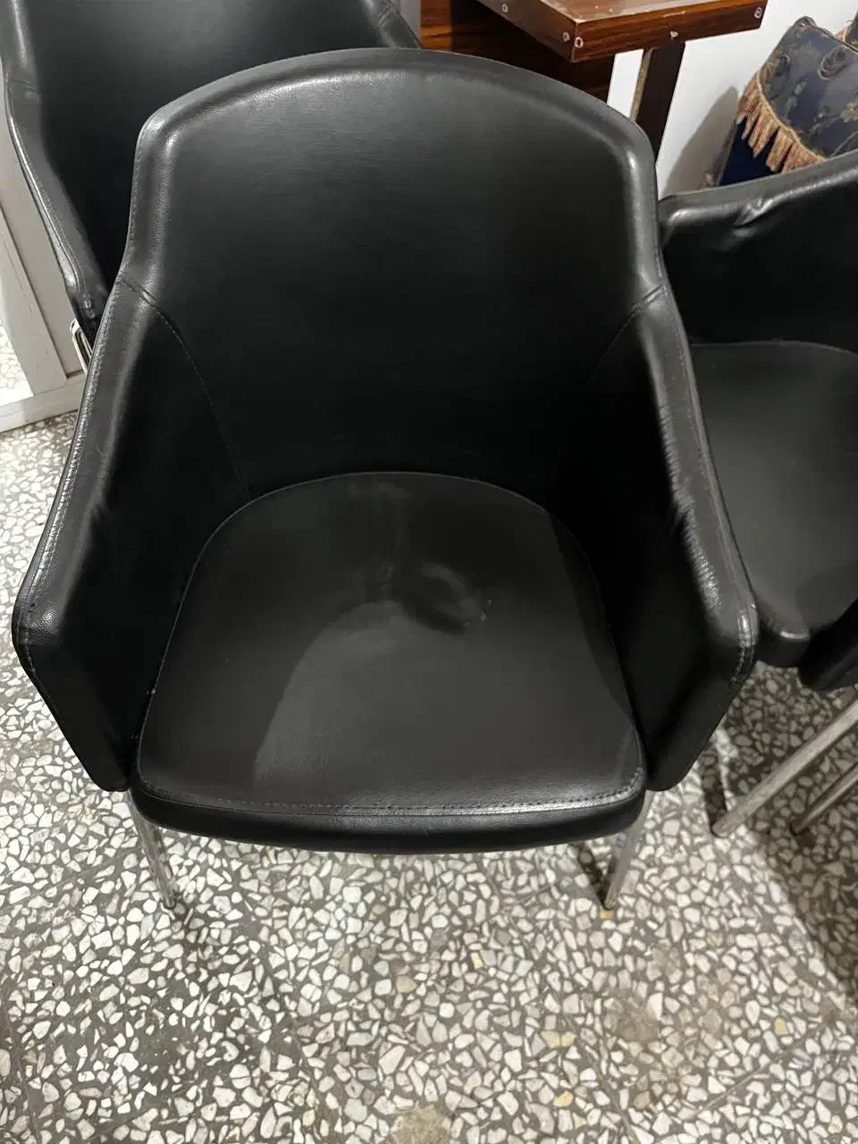 صندلی چرم|دفتر کار|گرگان, |دیوار