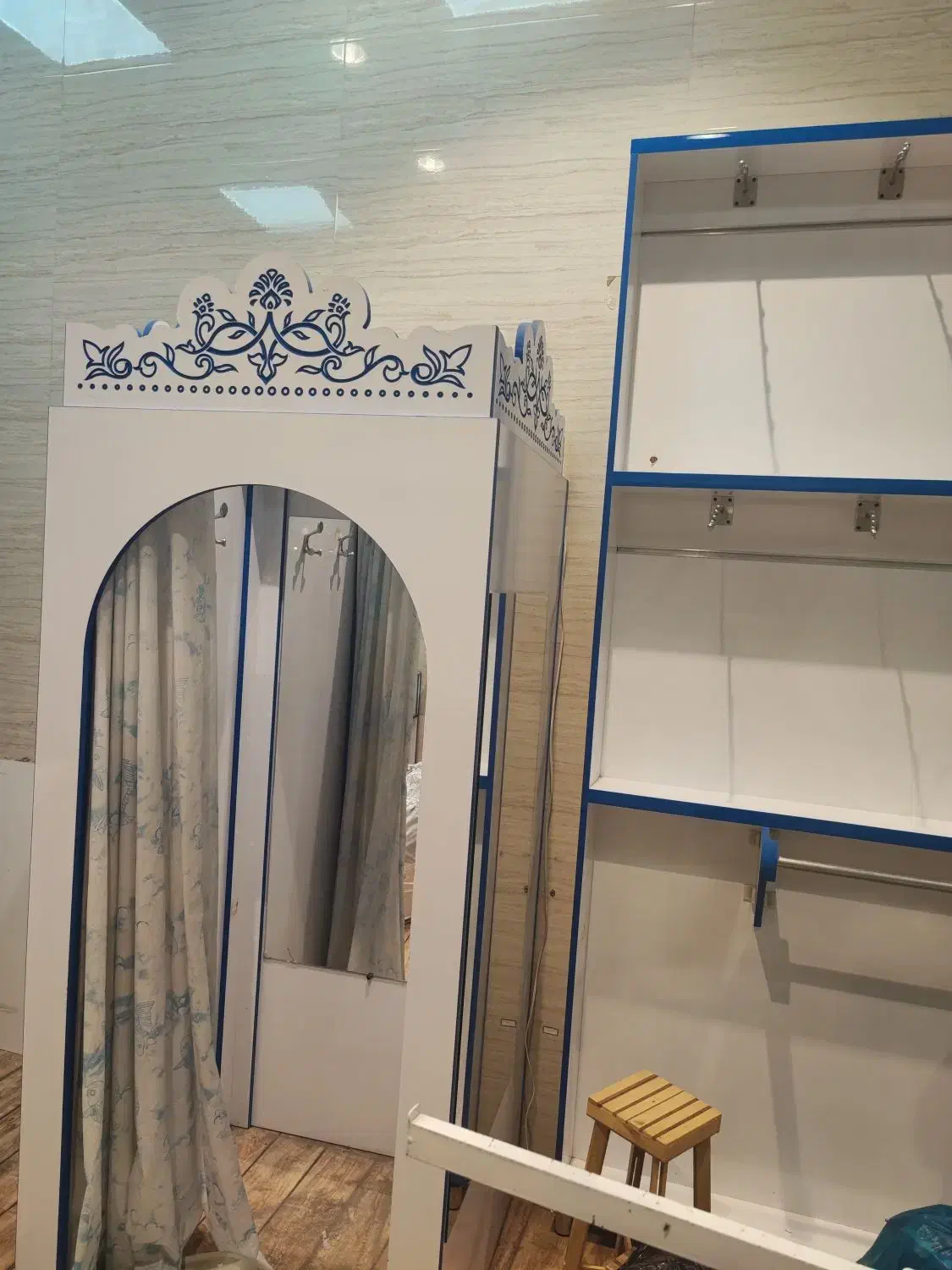 فروش دکور پوشاک بچه‌گانه MDFدرجه یک|فروشگاه و مغازه|جیرفت, |دیوار