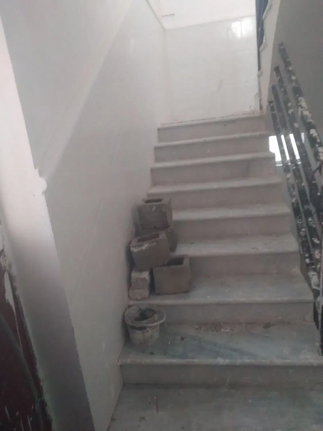 استا کاشیکار سنگکار سرامیکار راه پله ولکه گیری|خدمات پیشه و مهارت|نیمروز, |دیوار