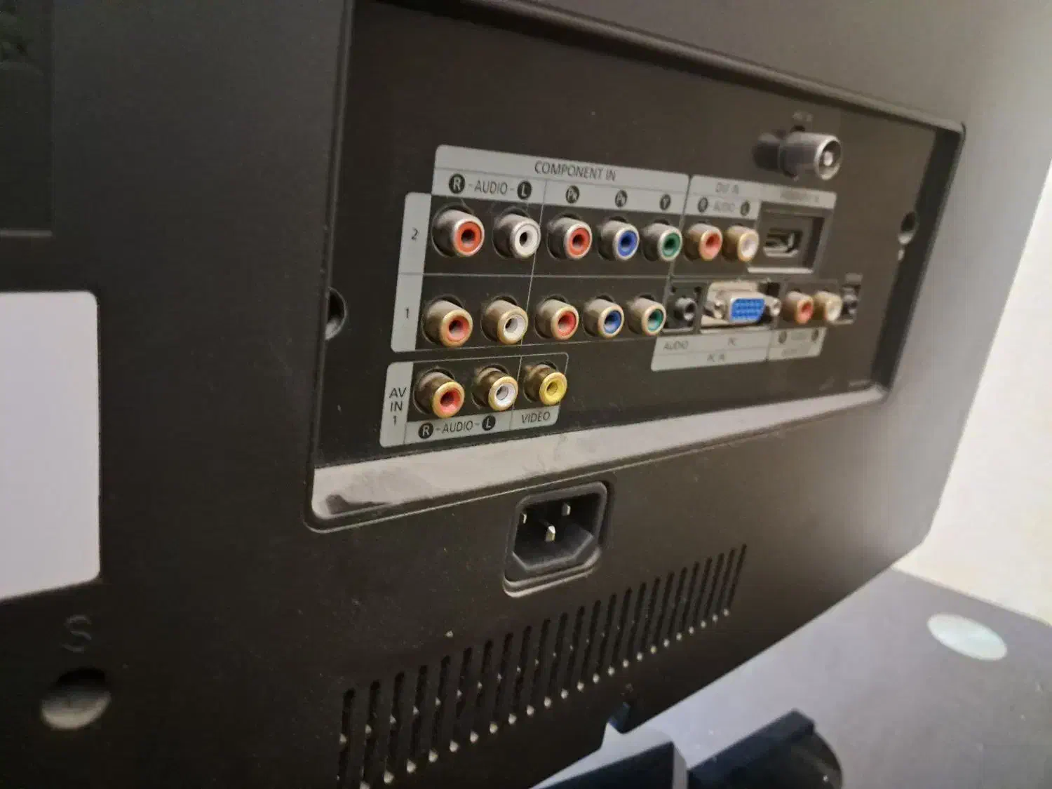 تلویزیون ۳۲ اینچ سامسونگ کره ای|تلویزیون و پروژکتور|تهران, وحیدیه|دیوار