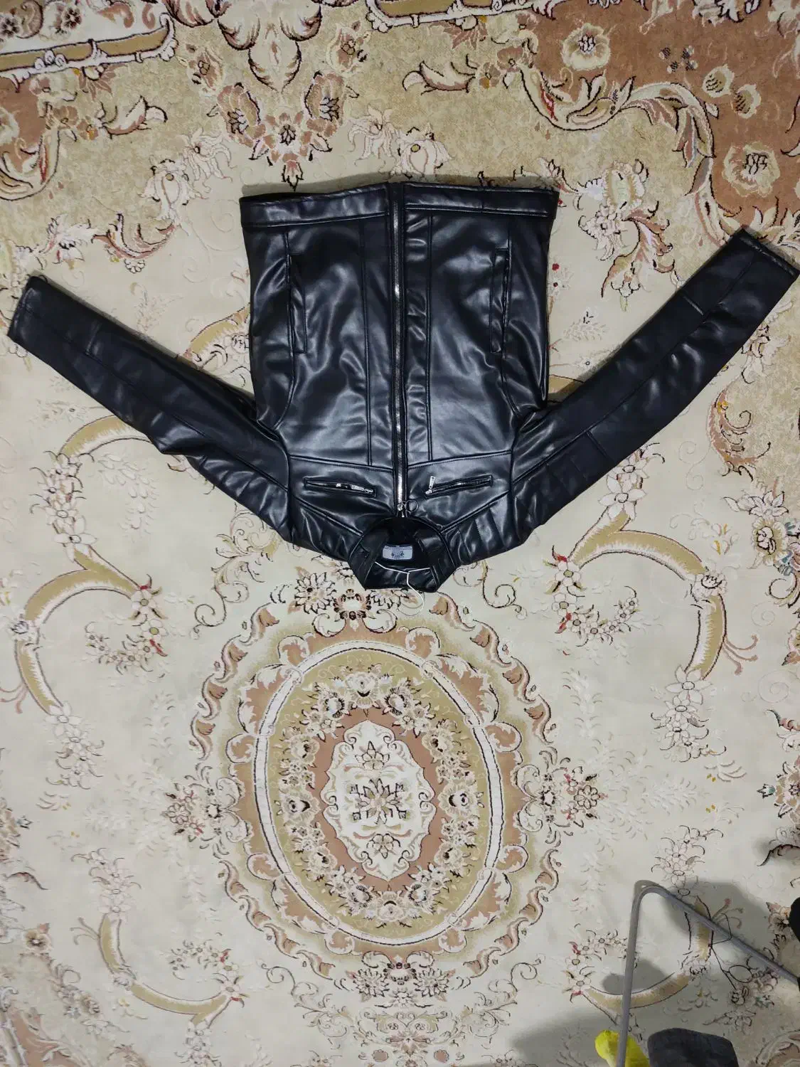 کت چرم|لباس|شاهرود, |دیوار