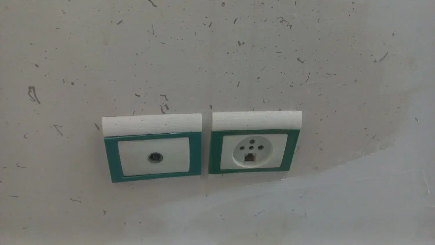 پریز برق|لوازم جانبی موبایل و تبلت|محمدیه-قزوین, |دیوار