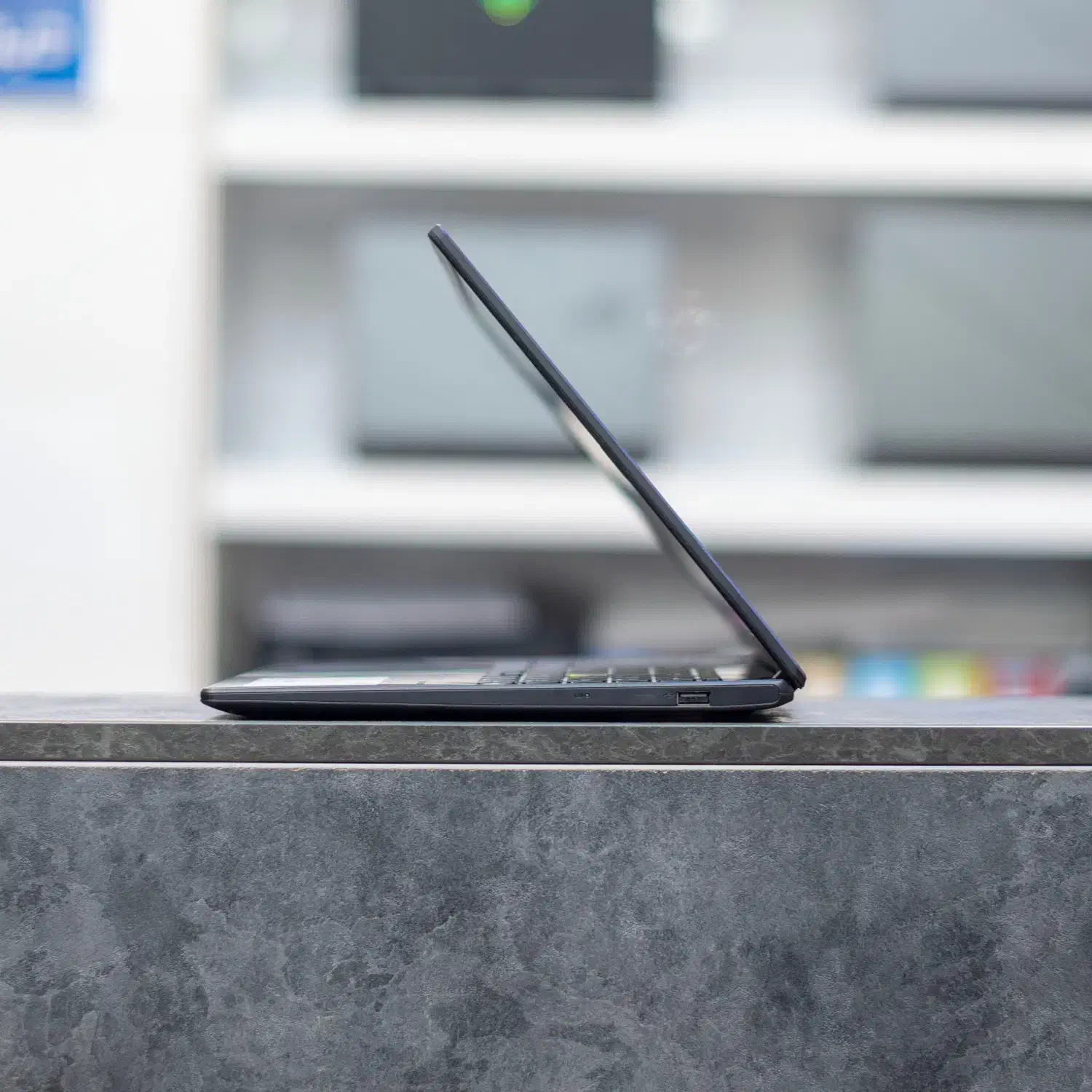 لپتاپ ASUS 4GB/256gb SSD مناسب حسابداری و دانشجویی|رایانه همراه|یزد, |دیوار