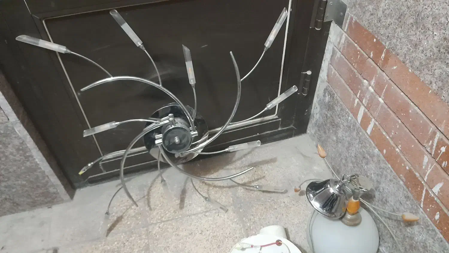 آواژر و لوستر|لوستر و چراغ آویز|بندرعباس, |دیوار