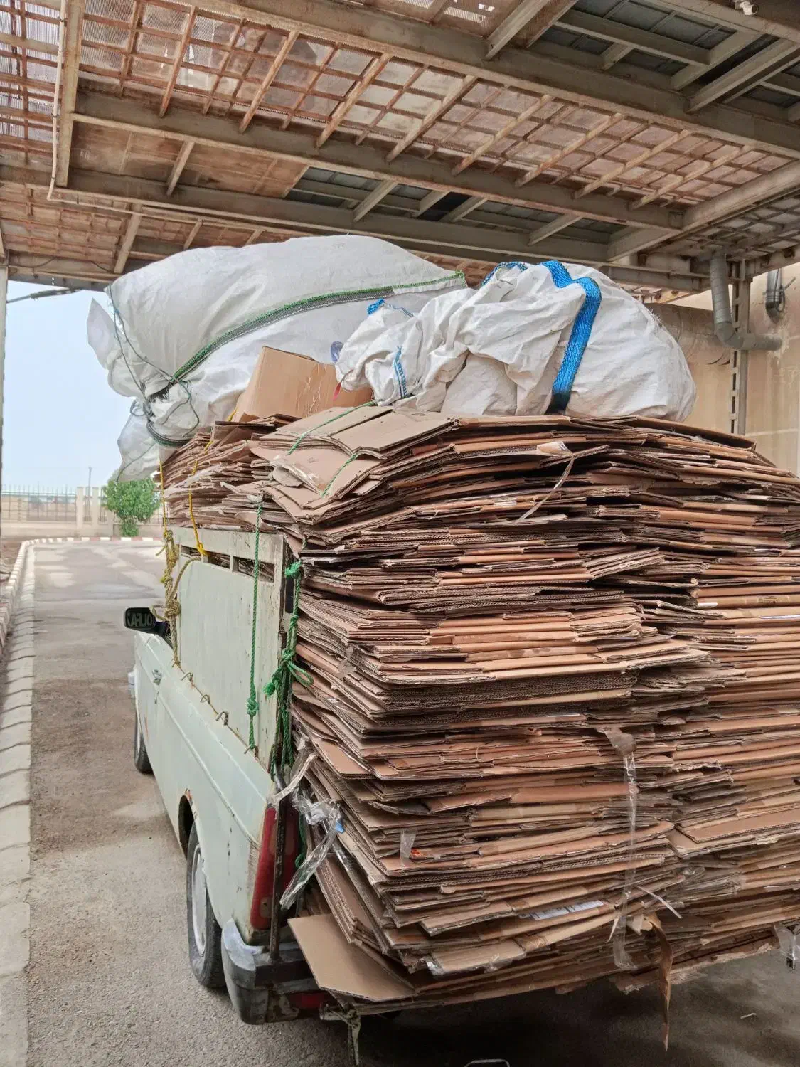 خ... کارتن ضایع|عمدهفروشی|خرمشهر, |دیوار