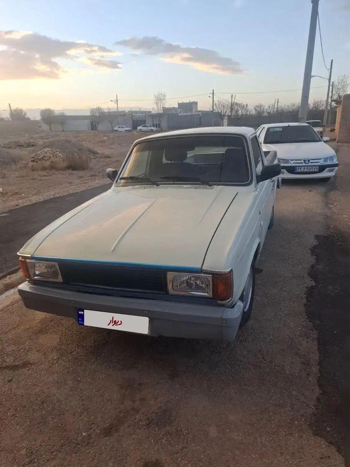 پیکان وانت|خودرو سواری و وانت|اسفرورین, |دیوار