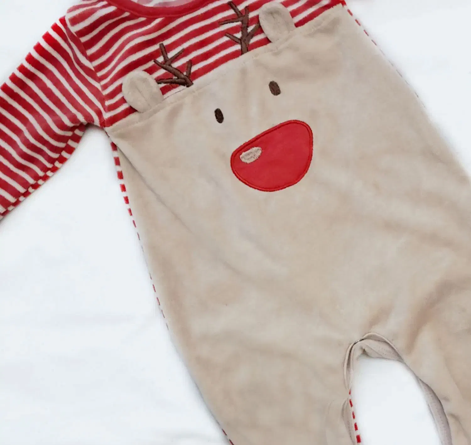 لباس کریسمسی یا یلدایی|کفش و لباس بچه|شاهین‌شهر, فردوسی|دیوار