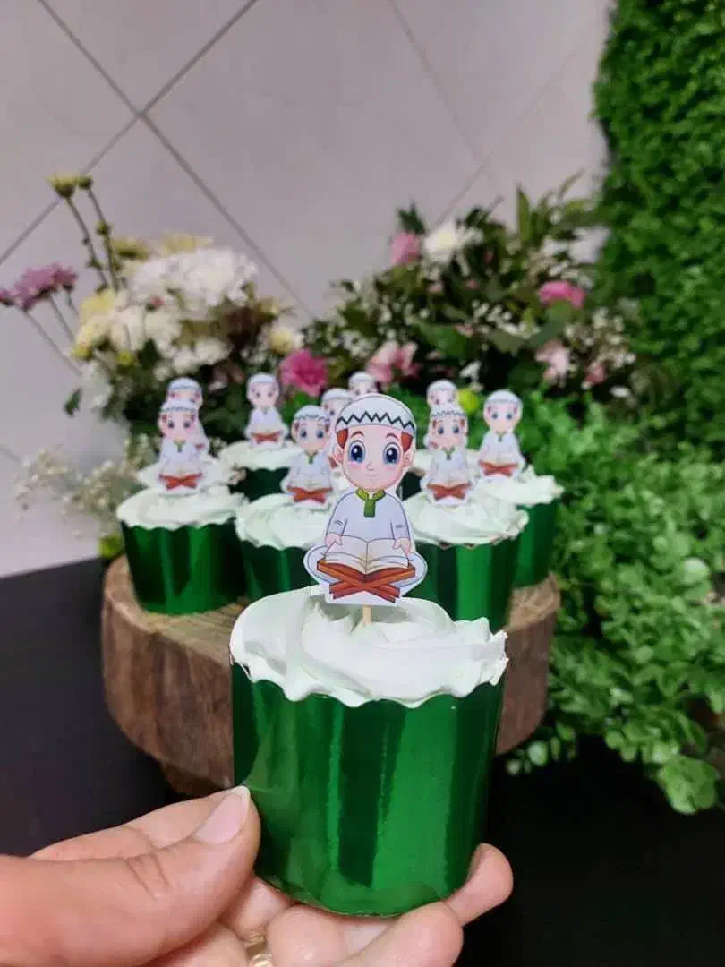 انواع کاپ کیک ویژه مناسبت هایی مدرسه|خوردنی و آشامیدنی|تهران, ابوذر|دیوار