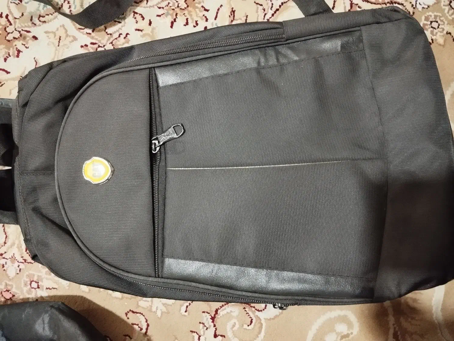 کوله پشتی|کیف، کفش، کمربند|ری, شهادت|دیوار