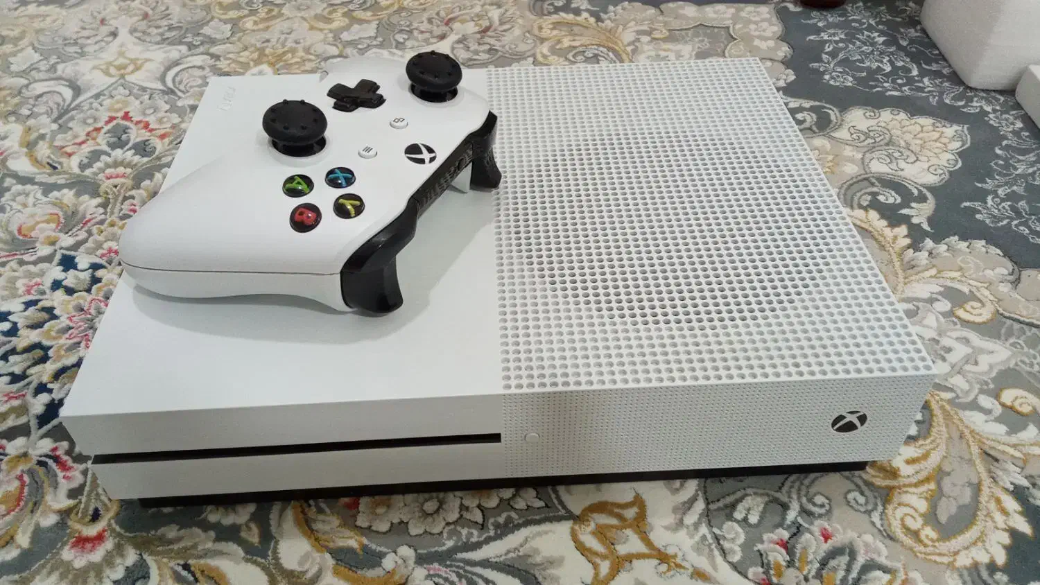 Xbox one s|کنسول، بازی ویدئویی و آنلاین|قم, شهرک امام حسین|دیوار