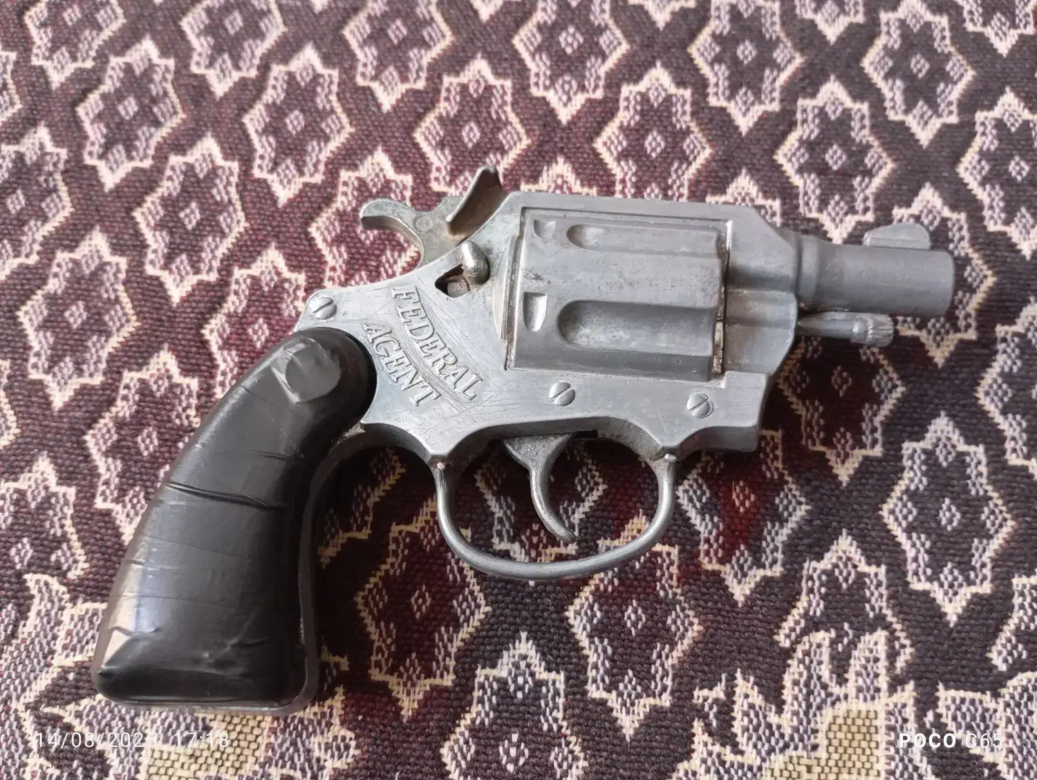 تفنگ قدیمی ترقه ای|کلکسیون اشیاء عتیقه|تربت‌حیدریه, ترمینال|دیوار