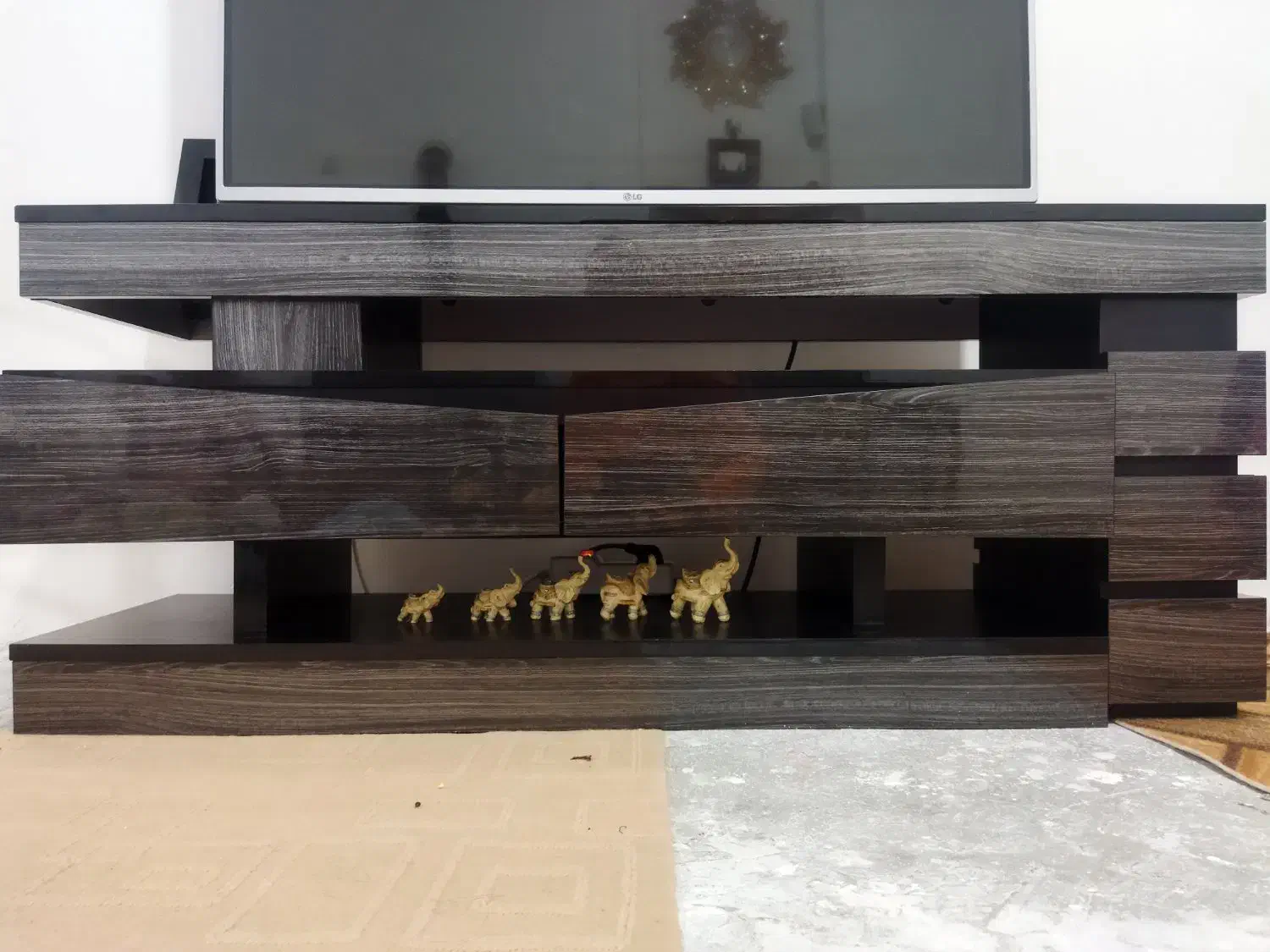 میز تلویزیون چوبی|میز تلویزیون|مشهد, سجادیه|دیوار