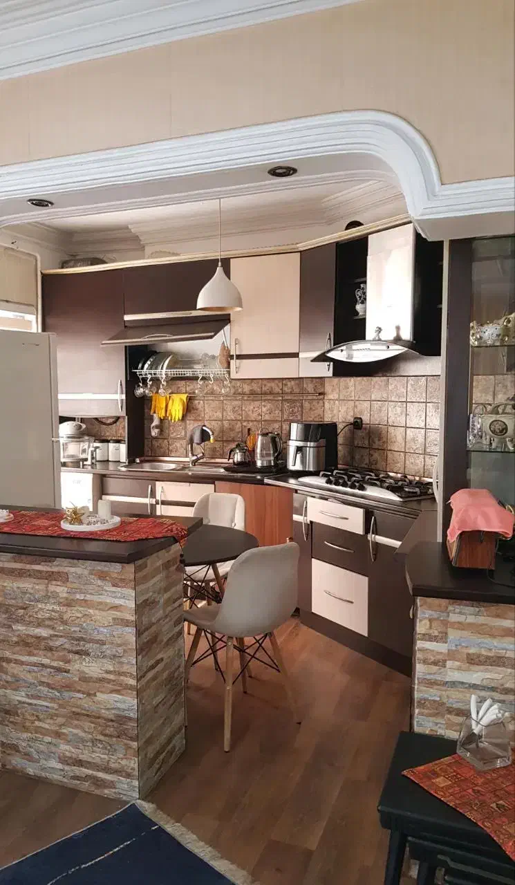 تکواحدی بازسازی شده ۸ دی معلم|اجارهٔ آپارتمان|رشت, نیکمرام|دیوار