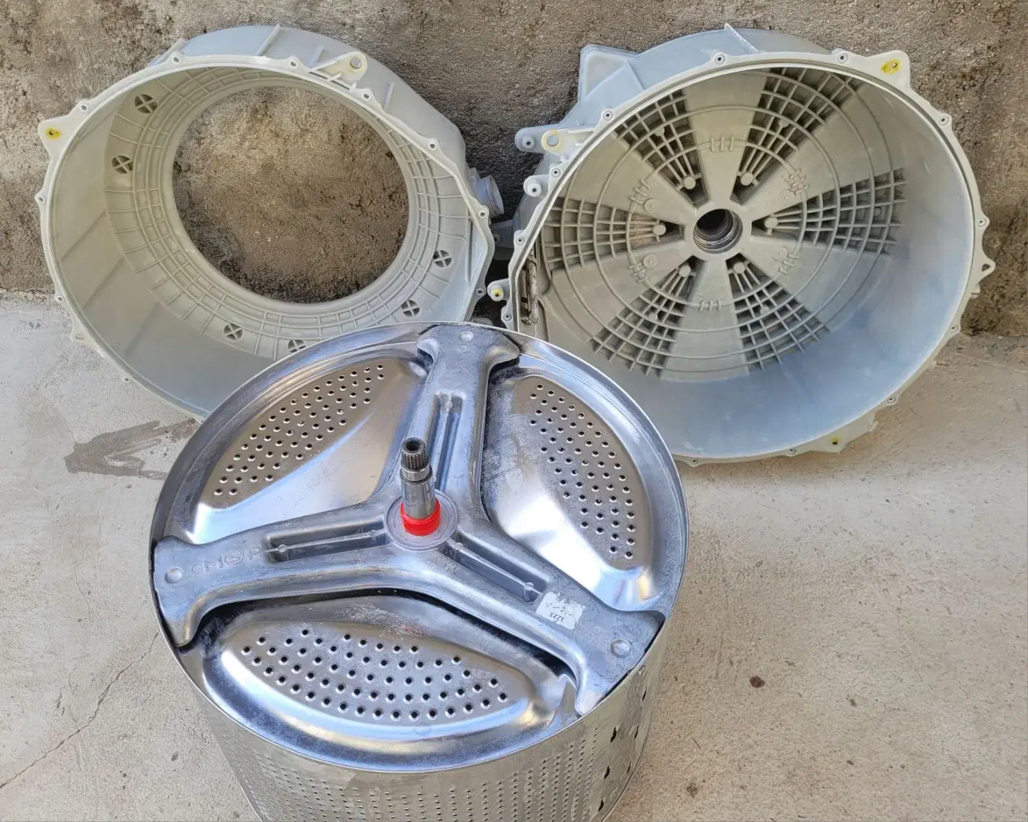 جرمگیری حرفهای لباسشویی تمیزی ونرمی مثل روزاول|خدمات پیشه و مهارت|نهاوند, |دیوار