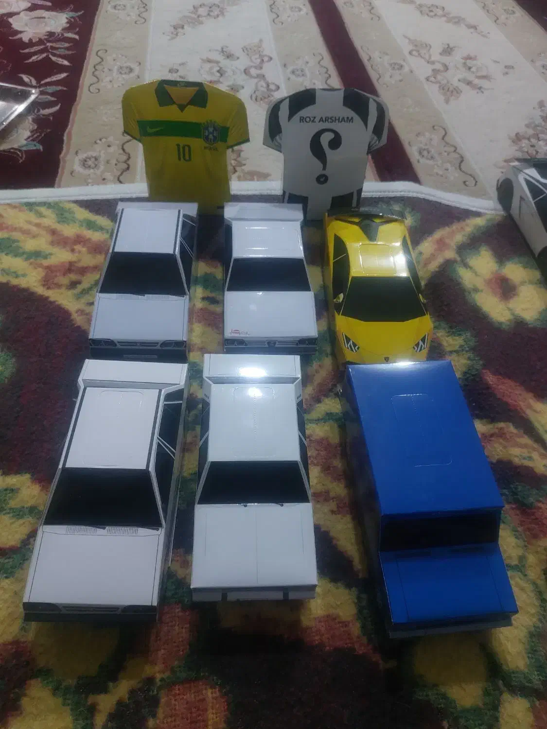 دستمال کاغذی ماکت خودرو|مواد شوینده و دستمال کاغذی|شهرضا, |دیوار