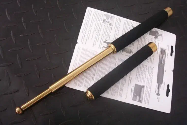 انواع تونفو،نانچیکو،گرز،معمولی و تاکتیکال|تجهیزات ورزشی|زرین دشت (فارس), |دیوار