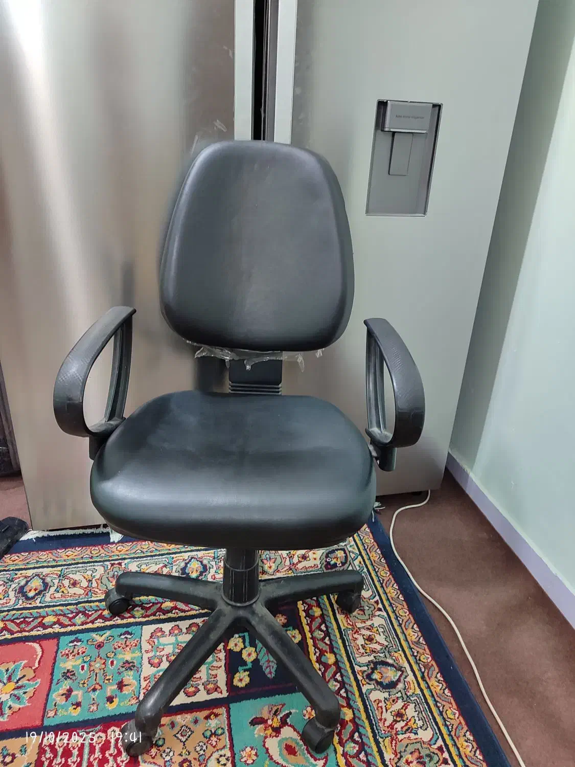 میز اداری و صندلی چرخ دار|دفتر کار|مسجد سلیمان, |دیوار