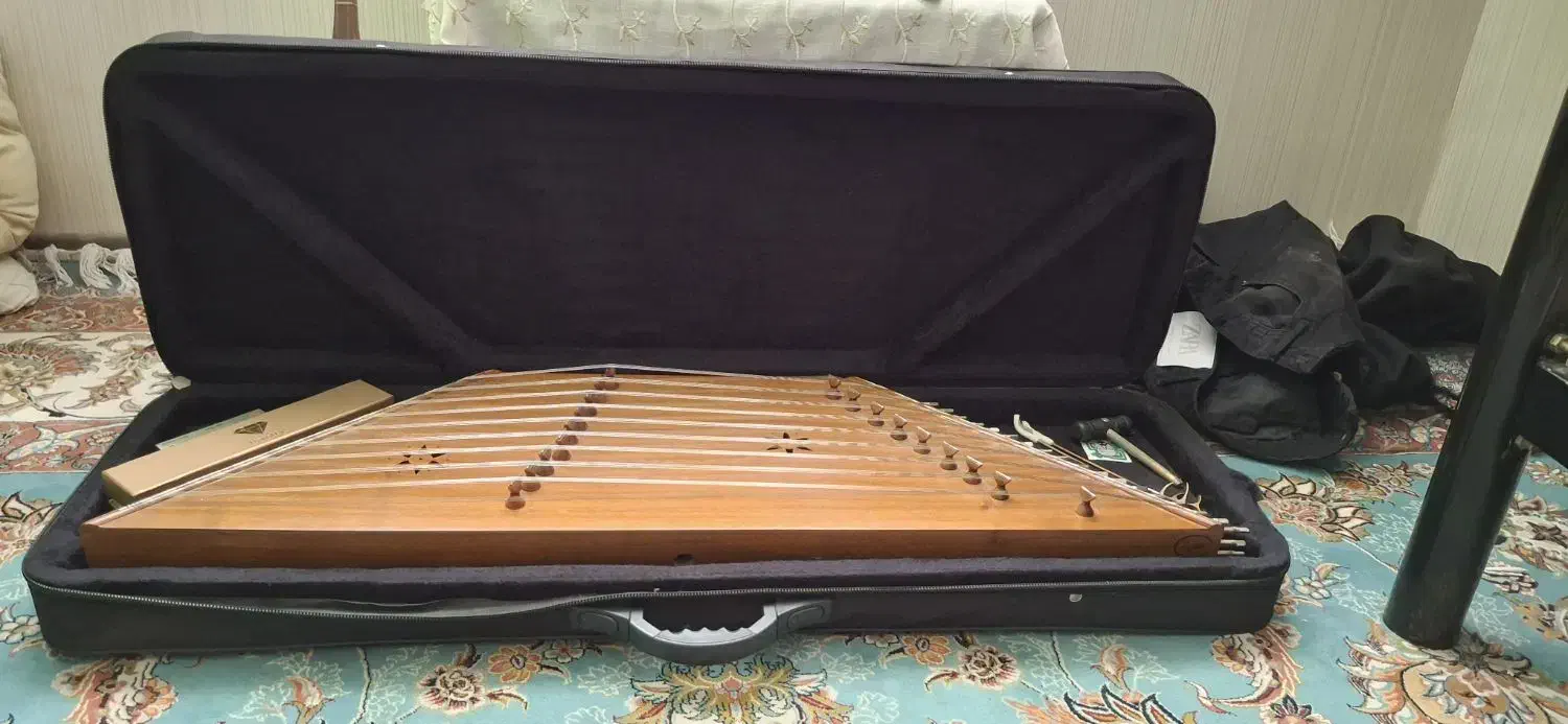 سنتور|سازهای سنتی|بجنورد, |دیوار