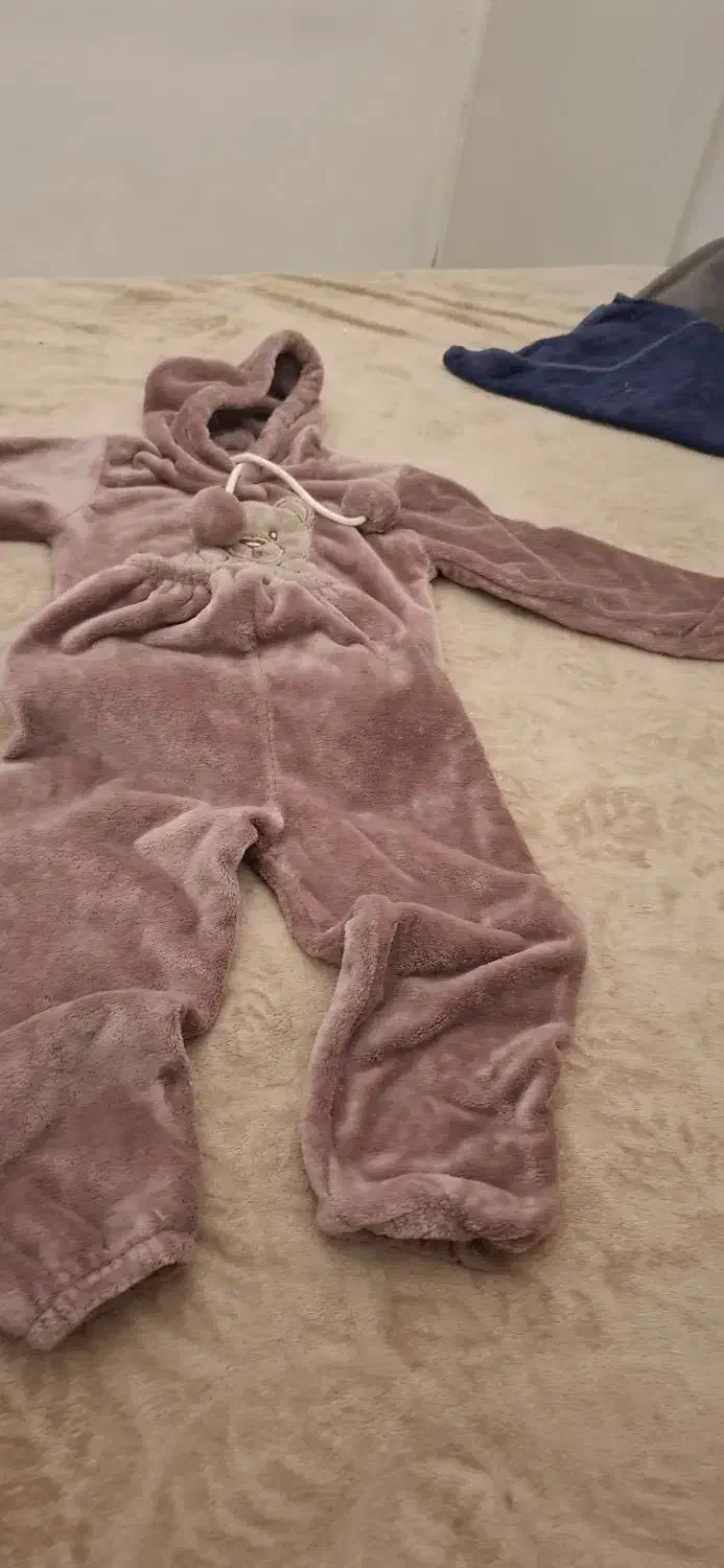 لباس بچه هودینی. شلوار اصلا پوشیده نشده|کفش و لباس بچه|قرچک, شهرک طلائیه|دیوار