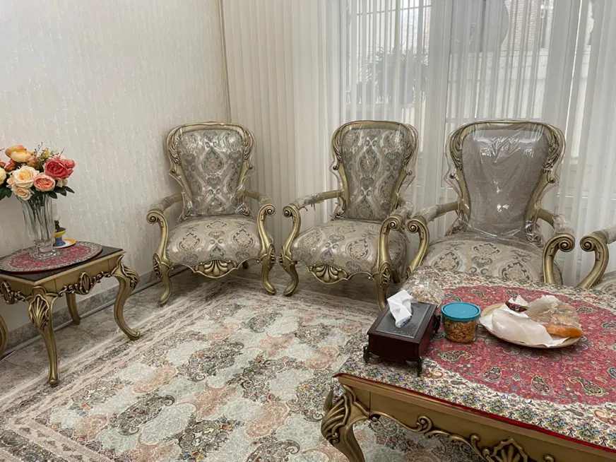 فروش مبل استیل همراه با ناهار خوری ۶نفره|مبلمان خانگی و میز عسلی|تهران, بلوار کشاورز|دیوار
