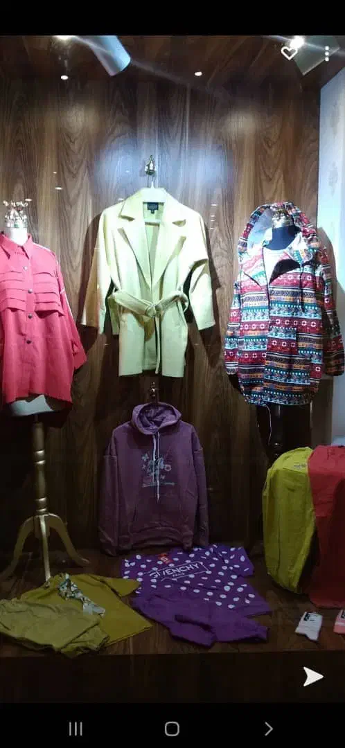 مانکن زنانه لباس|فروشگاه و مغازه|زنجان, |دیوار