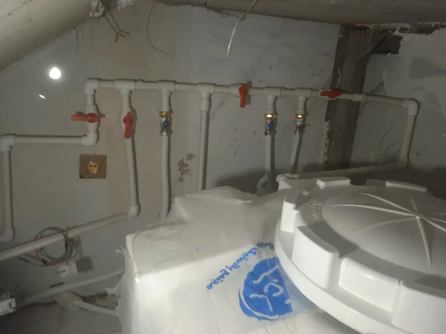 تعمیرپمپ آب  نصب پمپ آب،|خدمات پیشه و مهارت|کرمانشاه, |دیوار