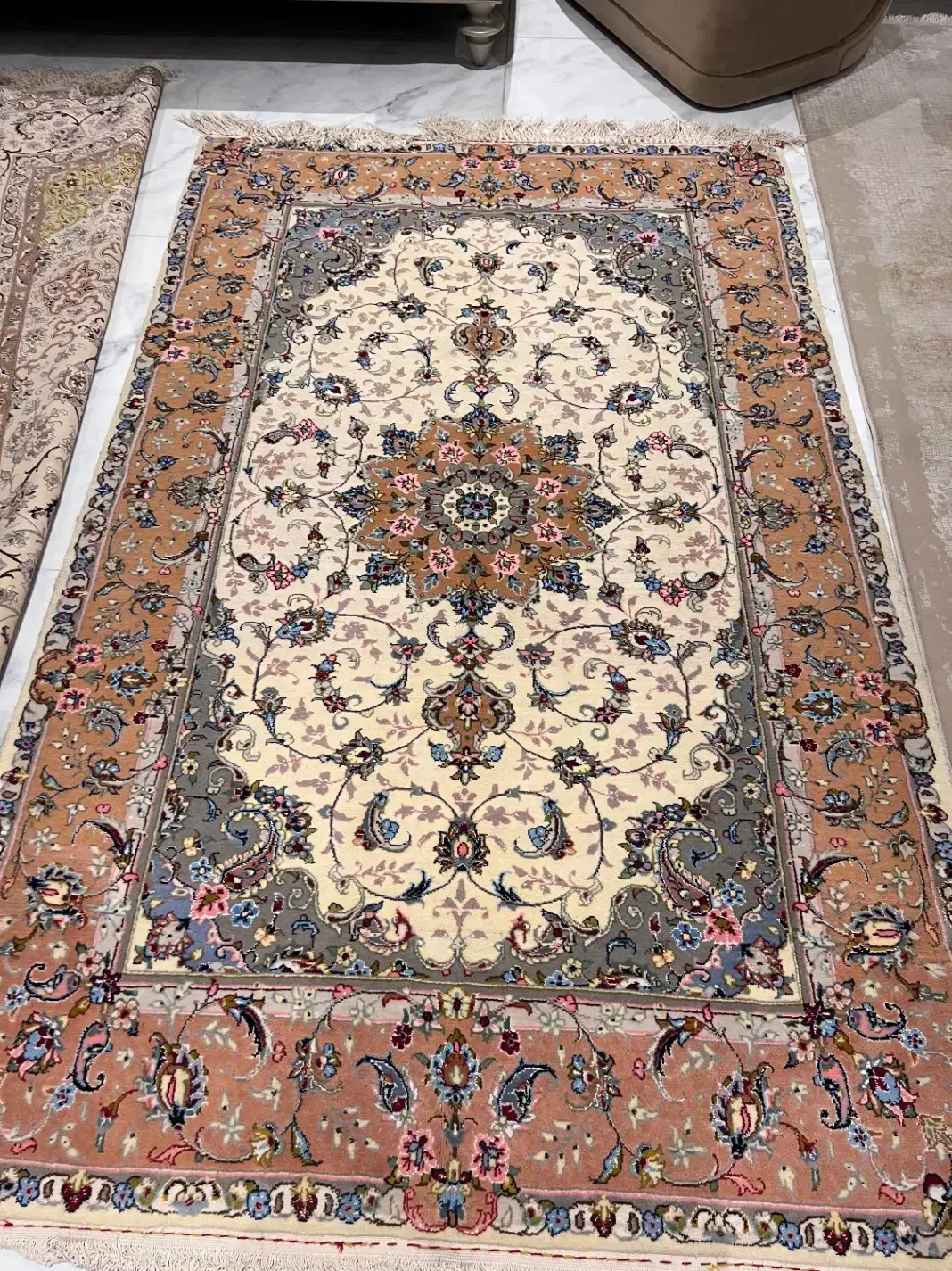 فرش دستباف کاشان|فرش|کاشان, بازار کاشان|دیوار