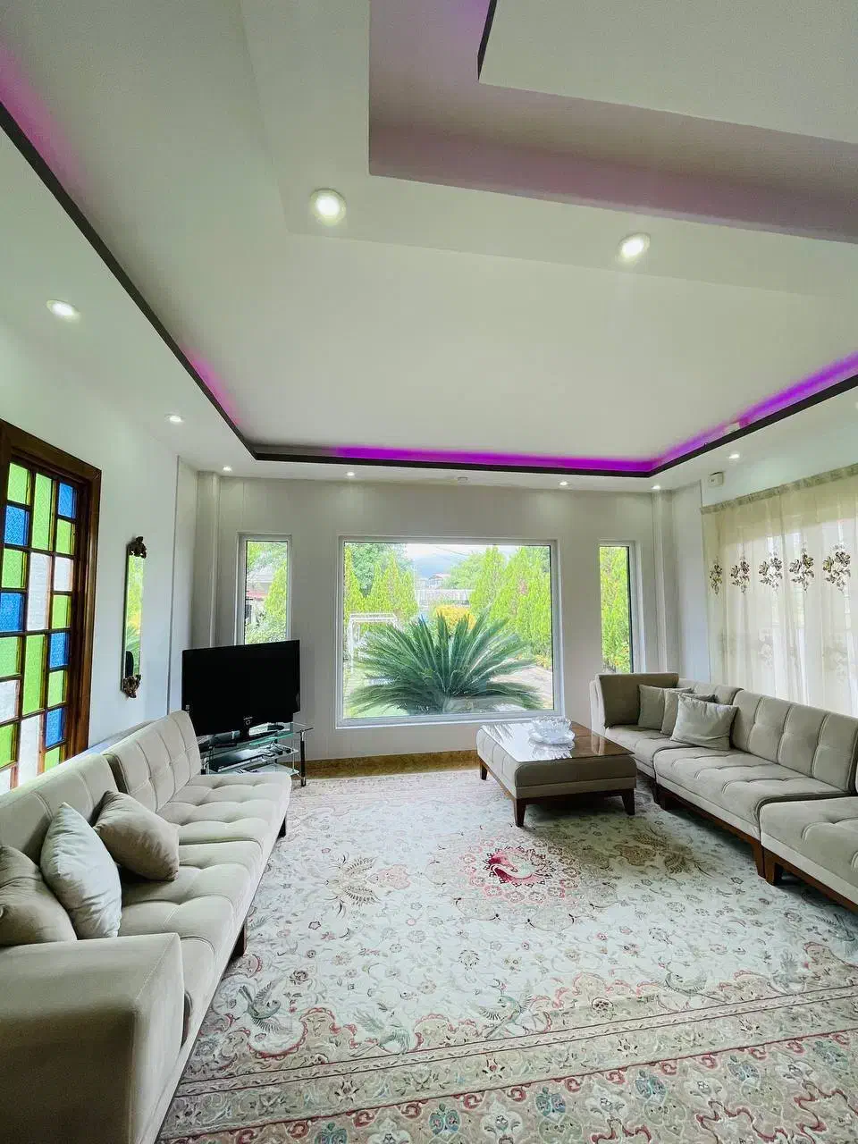 ویلاباغ/۳۰۰مترمبله/سند|فروش خانه و ویلا|تهران, تهرانپارس جنوبی|دیوار