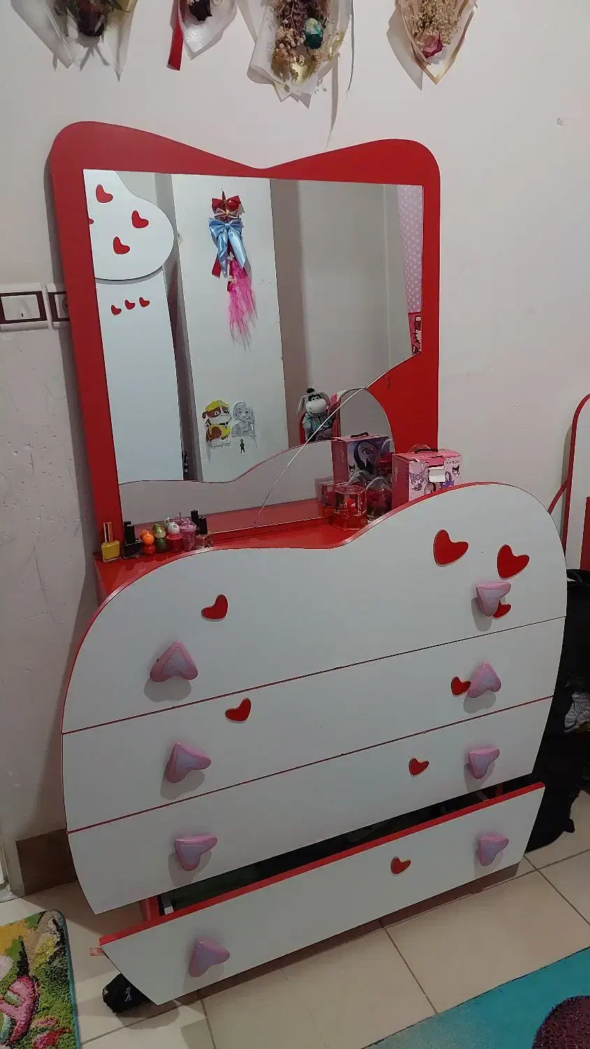 کمد و کتابخانه ک تخت کودک|اسباب و اثاث بچه|نسیم‌شهر, |دیوار