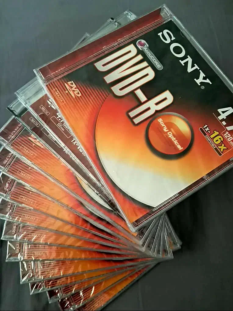 دی وی دی خام اورجینال|فیلم و موسیقی|فردیس, فردیس|دیوار