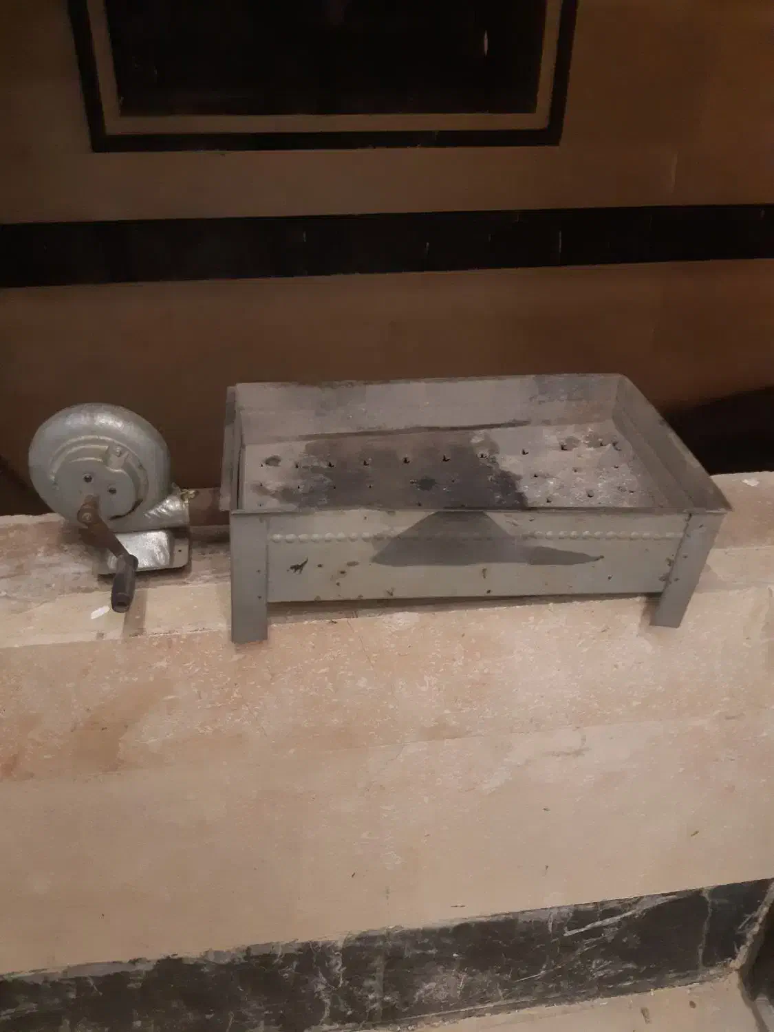 منقل کباب پز|اجاق گاز و لوازم برقی پخت‌وپز|اندیشه, اندیشه فاز ۱|دیوار