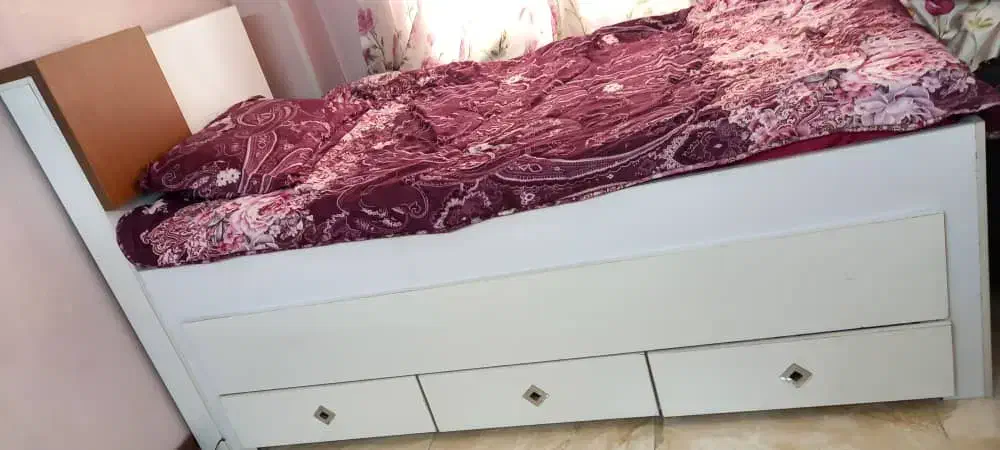 تخت تک نفره ۲ طبقه|تخت و سرویس خواب|هشتگرد, شهرک پارسیان|دیوار