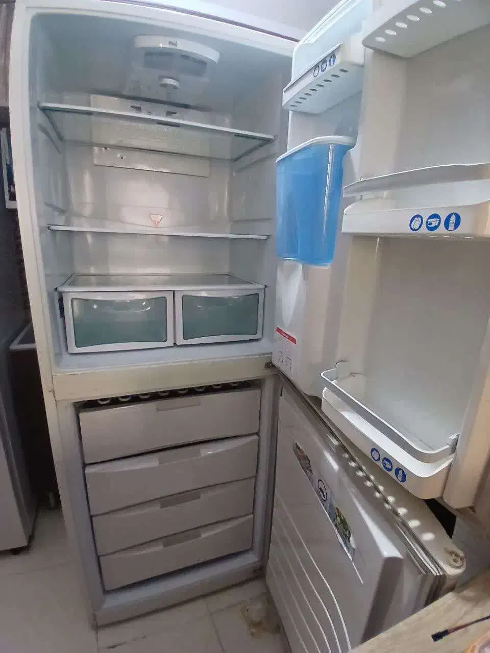 فروش یخچال فریزر|یخچال و فریزر|دلیجان, |دیوار