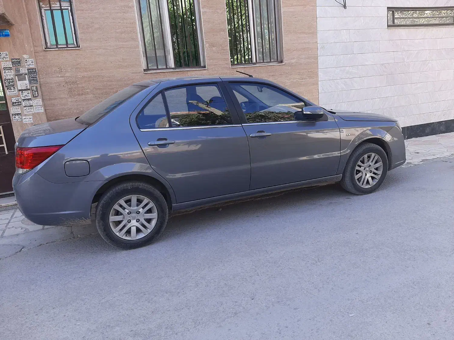 دنا معمولی|خودرو سواری و وانت|کرمانشاه, |دیوار